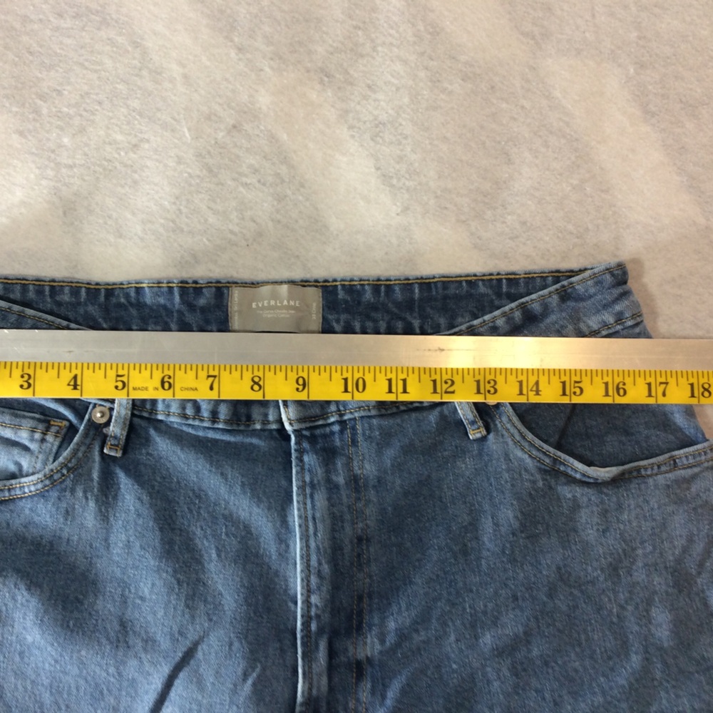 Everlane Women's Plus Straight Leg Blue Jeans waist 33 gently used #319 - Picture 6 of 9
